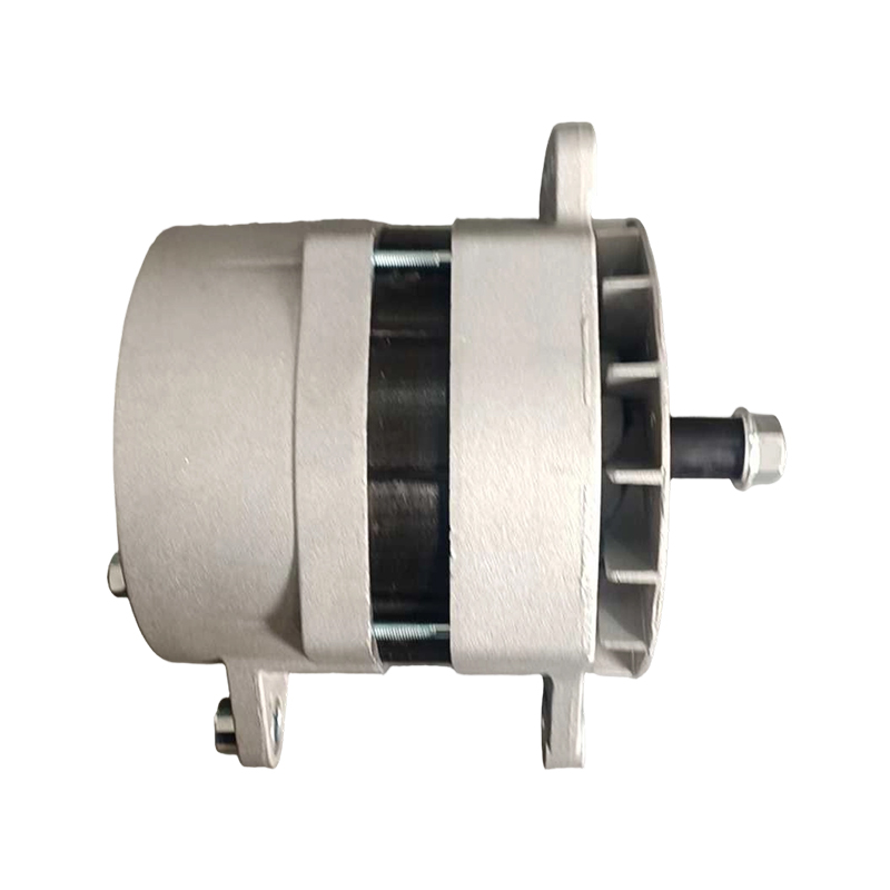 Генератор Iskra 12 В 220 А для AGCO — OEM IA1625 / 11204542 / 72412244 / AAT3394